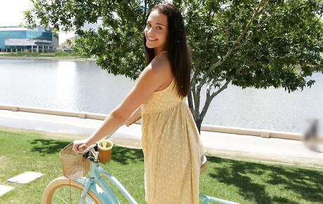 Luscious american dark-haired teen Avi Love rammed by cock outside