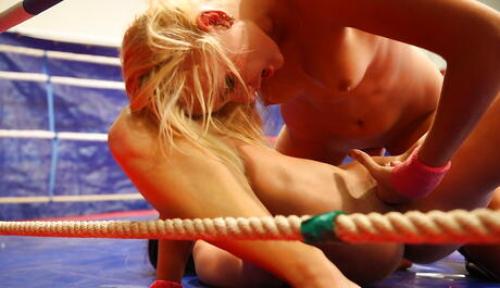 Peachy milf lesbians Ivana Sugar and Cathy Heaven in hot panties in wild lesbian catfight 