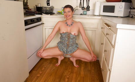 Kali Karinena Porn Pics