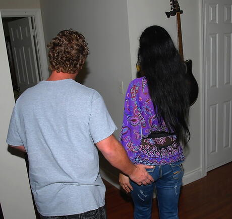 Sultry milf Linda in jeans in xxx hardcore action 