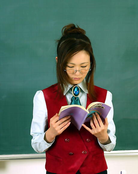 Deluxe japanese Hayakawa Saki fucked after hot dick suck 