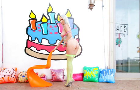 Nude Cadence Lux Pics