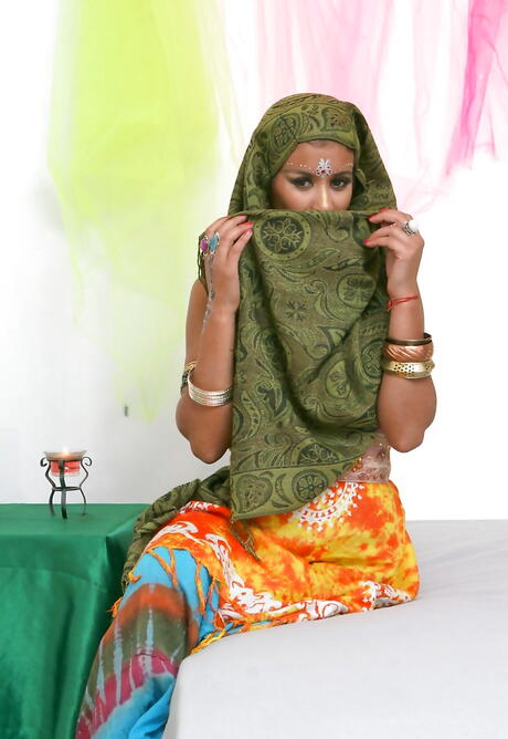 لم يلمس Hottie ana اللاتينية في المشهد المثيرة
