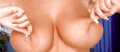 Busty Ines Cudna: Sexy polishie bombshell Ines Cudna revealing big tits and jerking off