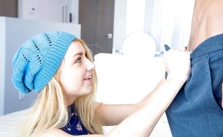 Carmen, un giovane, un giovane Callaway, una gonna, una gonna, un po 