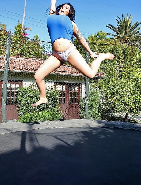 Free Leanne Crow Pics