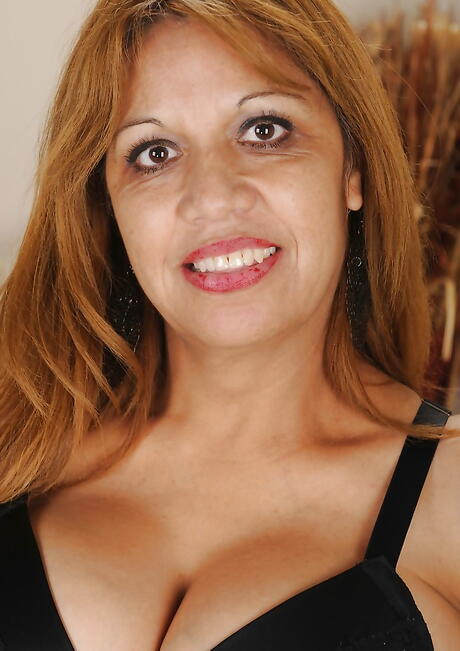 Fantastisk amerikansk alderen Marissa Vazquez, der afslører store boobies og vagina
