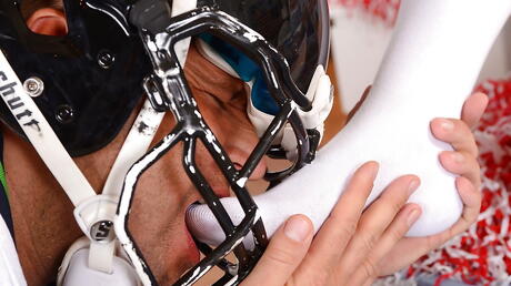 Deluxe Women Stacy Snake e Nataly von nella scena di sesso trio caldo
