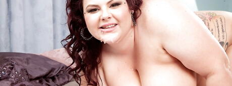 جذابة للغاية BBW Jordynn Luxxx في مواجهة غير متوفرة على ديك وتتمتع بسلطة الوجه
