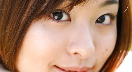 Sultry Japanese Babe Hikaru Koto i Hot Posing Gallery
