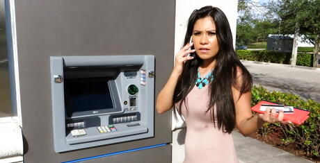 Fantastisk mexikansk milf Alejandra Leon i ryck utanför utomhus
