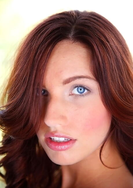 Pure 18: Shapely young Maryjane Johnson exposing tiny tits and hot ass outside