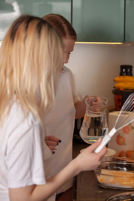 Stasey and Ginger Mary are having breakfast in the kitchen when they get
