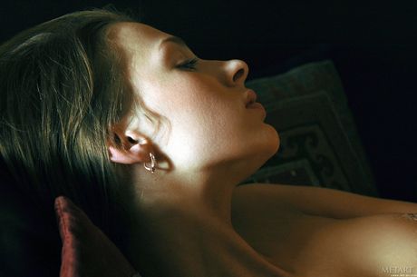 Ukrainian belle Vika AC highlights her big tits and tight ass in the nude