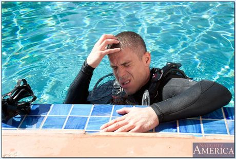 Latina babe Rebeca Linares gets her shaved pussy screwed