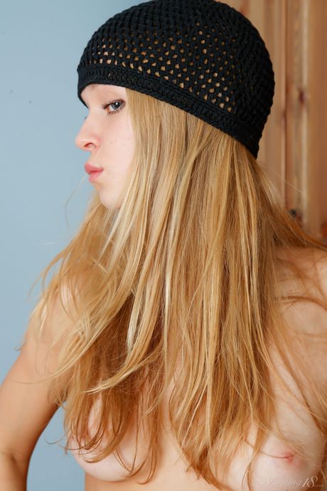 Precious teen Ceres F gets naked without shyness during solo action