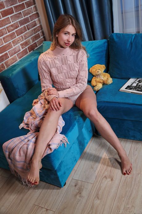 Dominica gets naked on the bed and shows off her sexy body