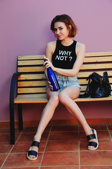 Thin teen Alice Shea fingers her pussy after removing her clothes