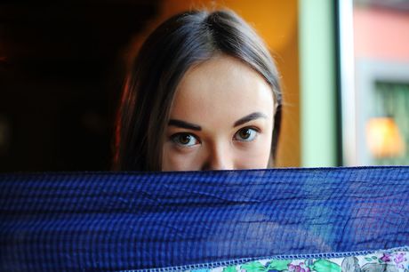 Sweet Asian teen Li Moon shows her bald pussy and tight ass in the nude