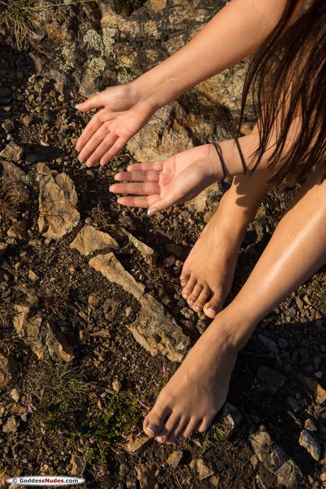 Skinny teen Jazz shows her small tits and poses nude in a solo