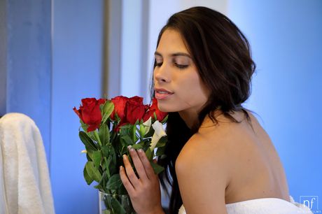 Skinny teen Baby Nicols gets her pussy licked and banged in a bathtub