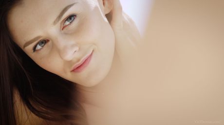 Lesbian girls Kira Zen & Michelle H lick pussies and assholes on a bed