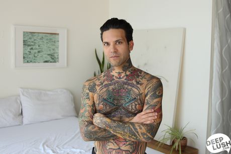 Tattooed teen Ivy Lebelle gets her pussy licked and screwed in a threesome