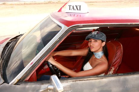 Venezuelan babes Ruth Medina and ZAZA pose naked outdoors in sunglasses