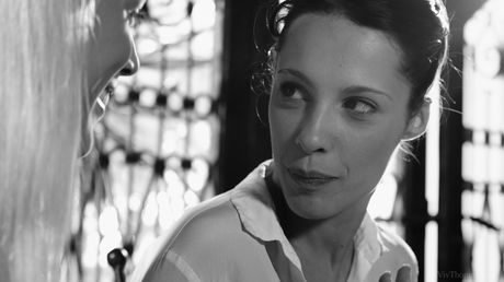 Sweet Cat and Nikita Bellucci are having a lesbian sex on the bed