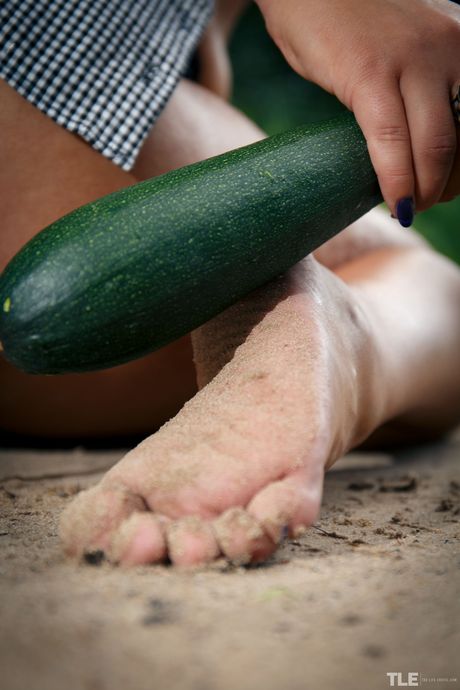 Lola Ash strips off her black lace panties and exposes her big ass and pussy