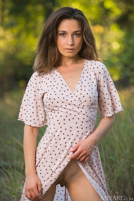 Thin teen Susie gets nude on a blanket in the woods