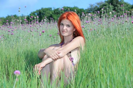 Ukrainian amateur babe Violla A gets her pussy creampied outdoor