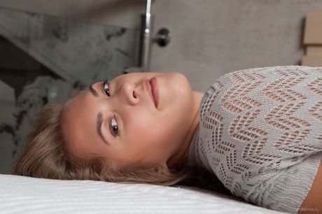 Innocent teen Varvara B gets completely naked fearlessly