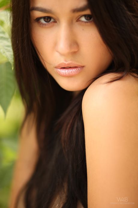 Watch 4 Beauty: Lean teen Amnes shows her great body while posing naked in a public place