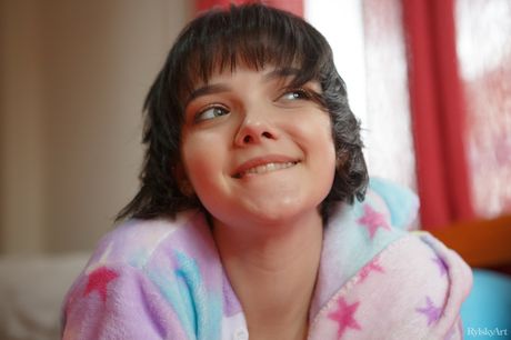 Bashful teen Chanel Fenn bares herself in a bathroom