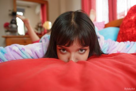 Bashful teen Chanel Fenn bares herself in a bathroom