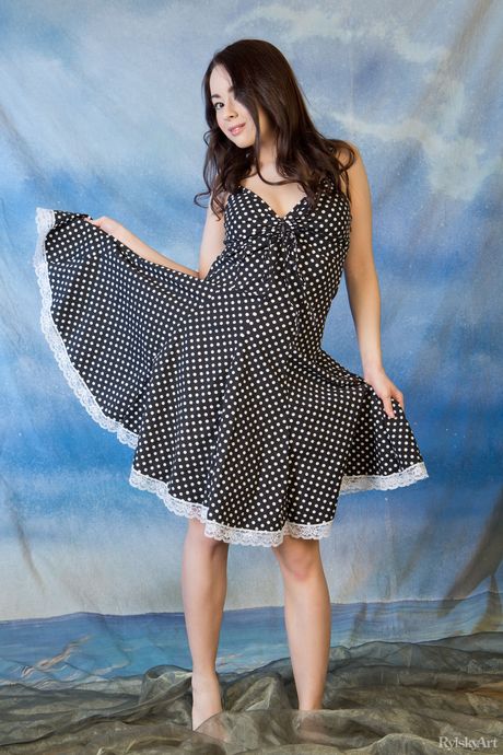 Asian teen Shania bares it all on a kitchen counter