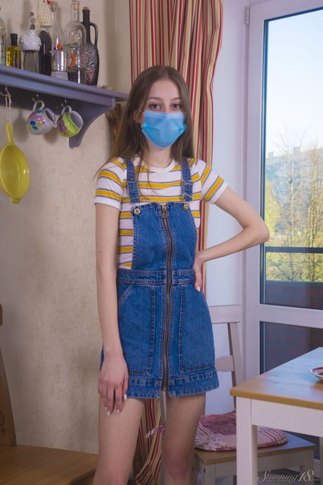 Blonde teen Lia bares it all in a confident fashion