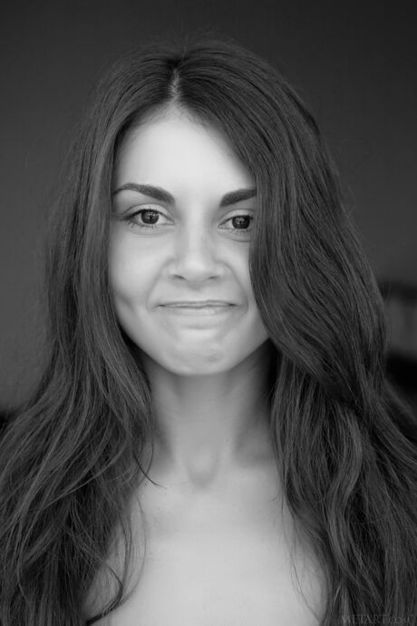 Astrud A takes off her lingerie and exposes her sexy body