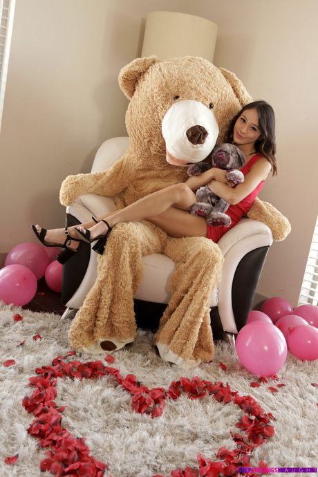 Asian teen Jasmine Grey gets her shaved pussy fucked by her stepbrother