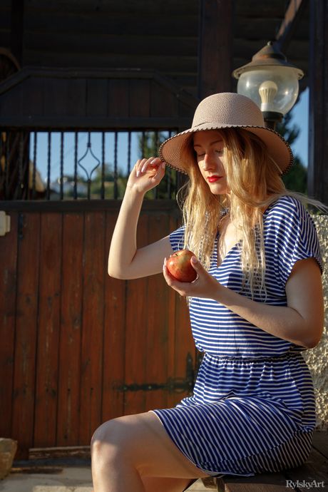 Bashful teen Katty Muss takes it all off on a blanket in the backyard