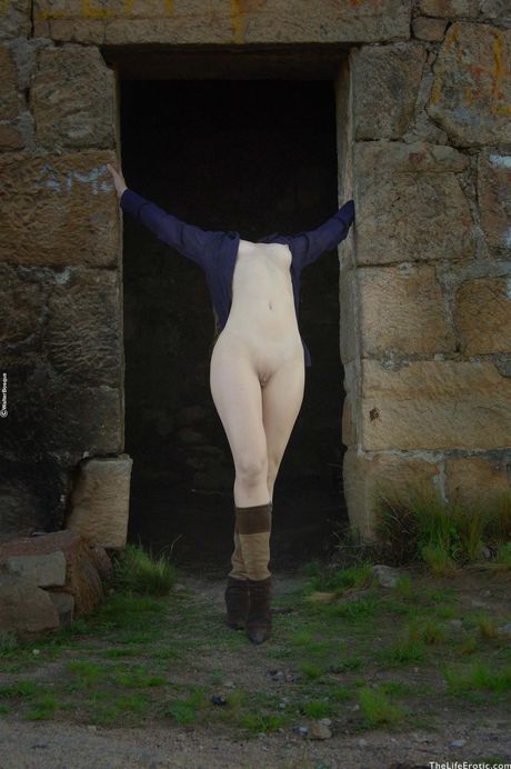 Alluring teen Pata strips outdoors and demonstrates her small tits & bald cunt