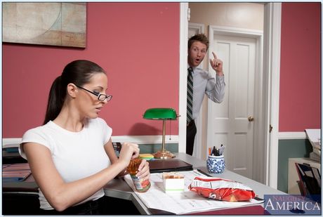 Brunette secretary Kortney Kane gets her shaved pussy fucked at work