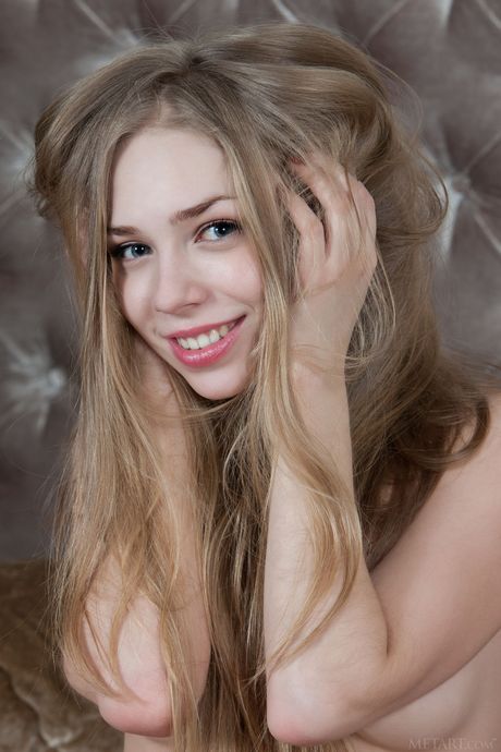 Magnetic teen Liv A removes her lingerie to pose nude without shyness