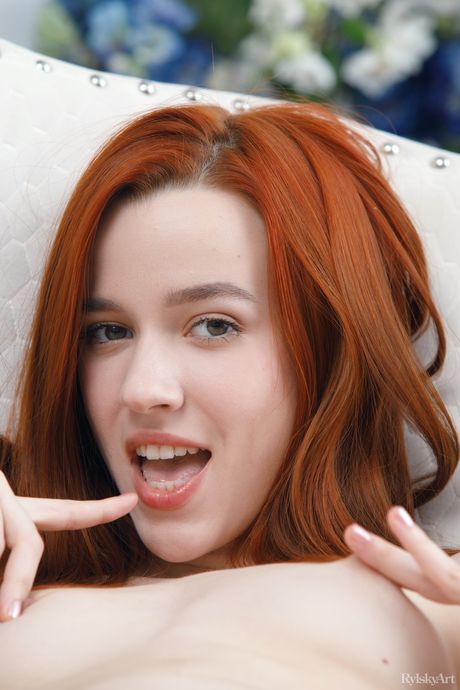 Slender teen Sherice exhibits her small tits & poses nude in a solo