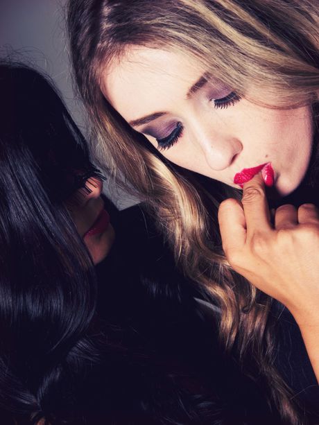 Hot lesbians Nicolette A & Helena J kiss after having sex in a bondage scene