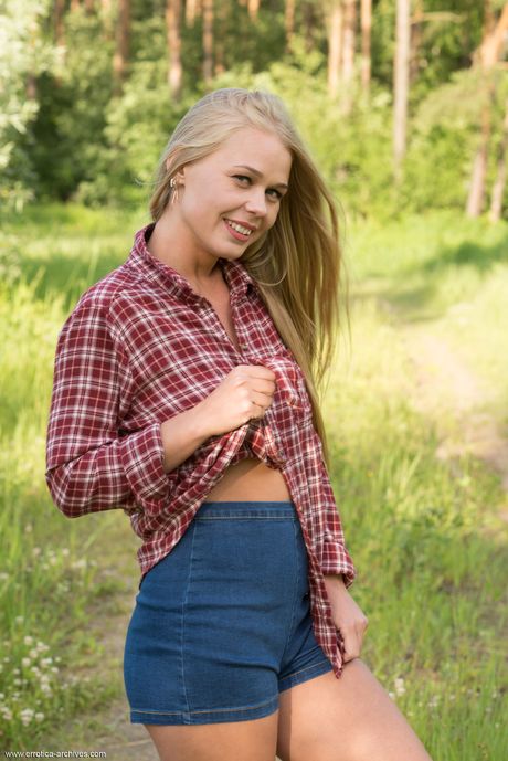 Sarika A strips outdoors and shows her big tits, hard nipples and bald pussy