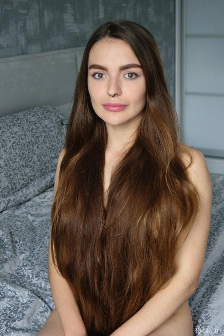 Nice teen Jessica Eclipse removes her panties to get completely naked