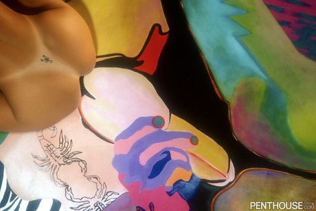 金髪ポルノ女優エイミー・リン・バクスター＆ジャニーン・リンデマルダーがお互いのマンコをしゃぶり合う
