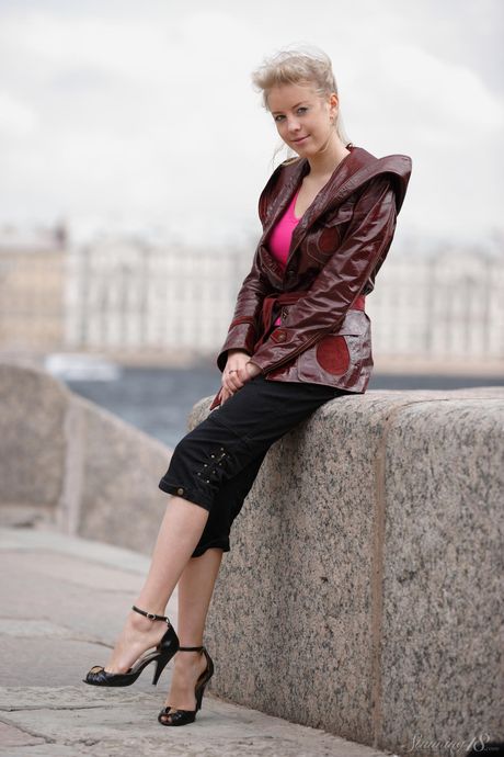 Blonde teen Barbara D gets her pussy licked by a girlfriend in a public place